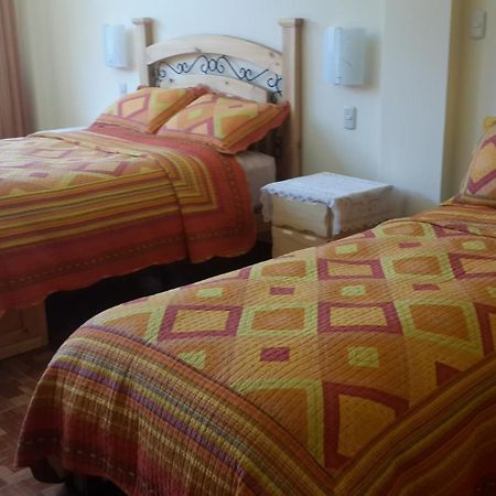 Morales Guest House Huaraz  Habitación foto