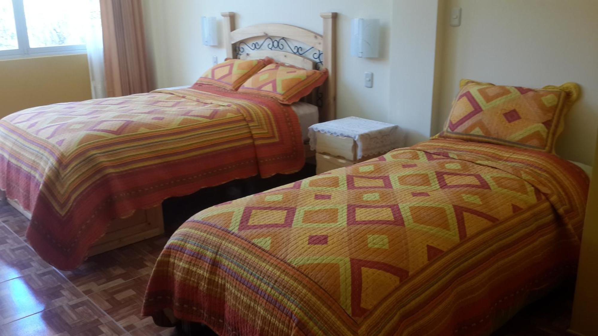 Morales Guest House Huaraz  Habitación foto